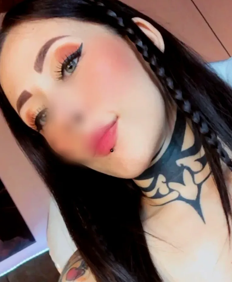 Lara, 26 años