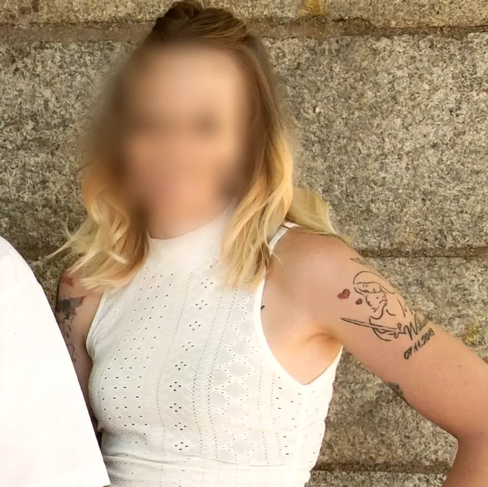Mónica, 32 años