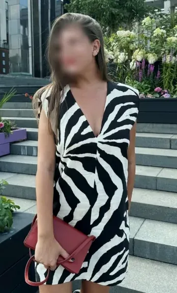 Emily, 20